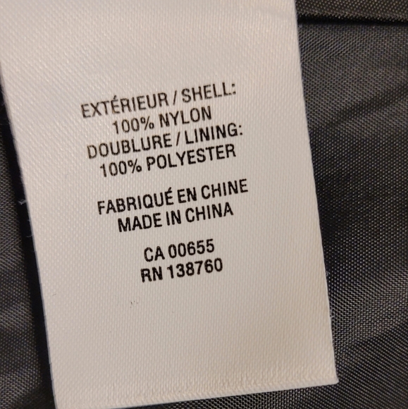 ๐ Black Nylon Hooded Rain Jacket Size S - Picture 3 of 4